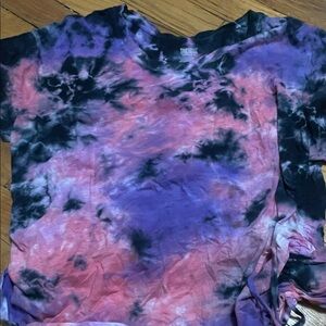 PINK Victoria's Secret Tie-Dye Crop Top - Purple and Pink